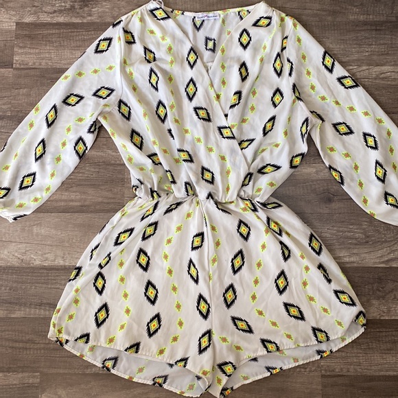 Dainty Hooligan romper size L - Picture 4 of 10